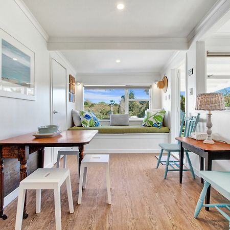 The Little Blue Bach In Oneroa Village By Waiheke Unlimited Exterior foto
